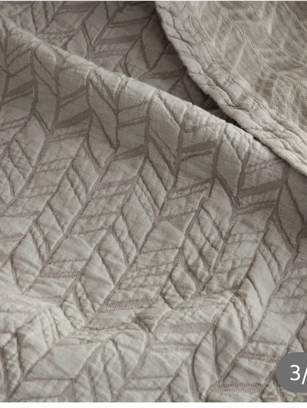 (6) Avacado Herringbone 3piece Organic Cotton Coverlet Set